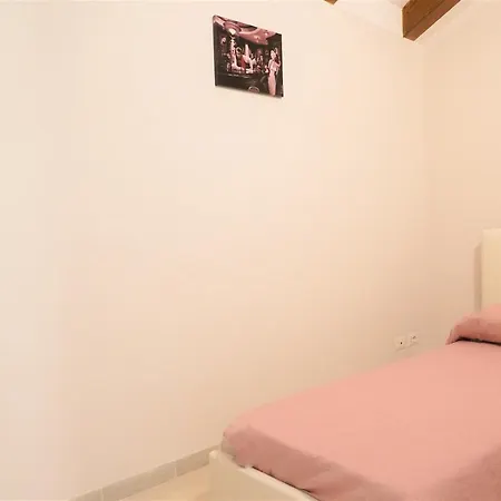 Il Vicoletto 펜션 피몬테